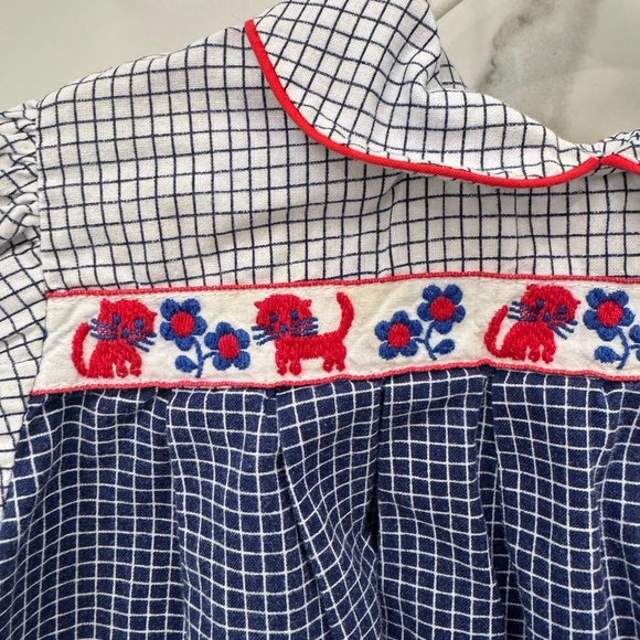 Vintage Blue & White Checkered Dress w Peter Pan Collar & Red Cats Embroidered - Picture 3 of 4